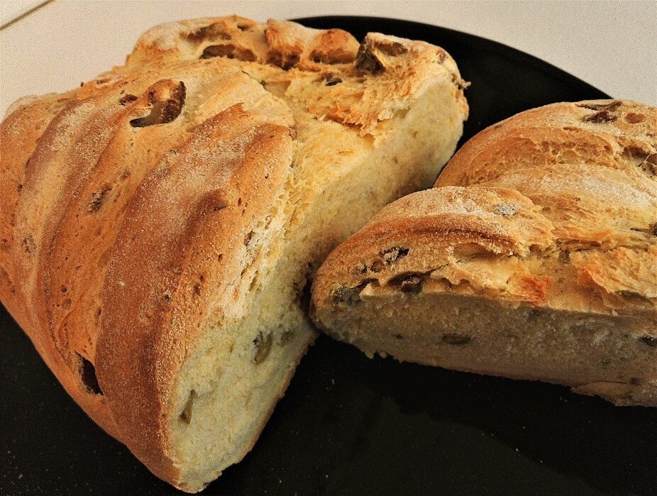 Pane di semola alle olive