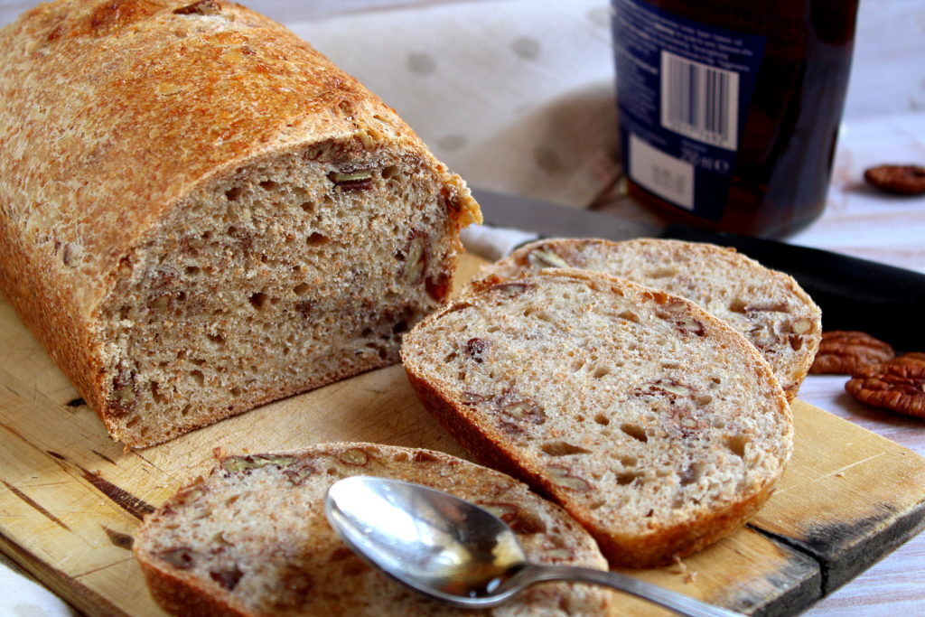 Pane dolce con sciroppo d’acero e noci pecan