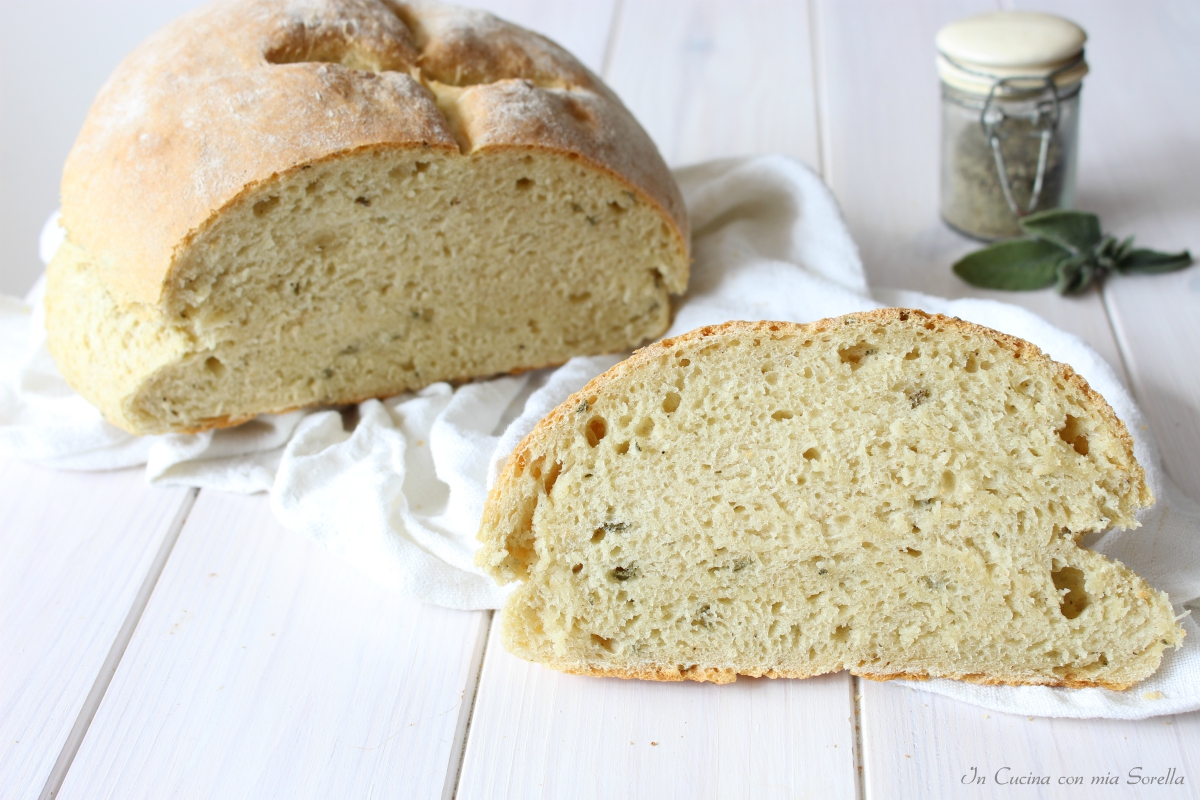 Pane facile alla salvia