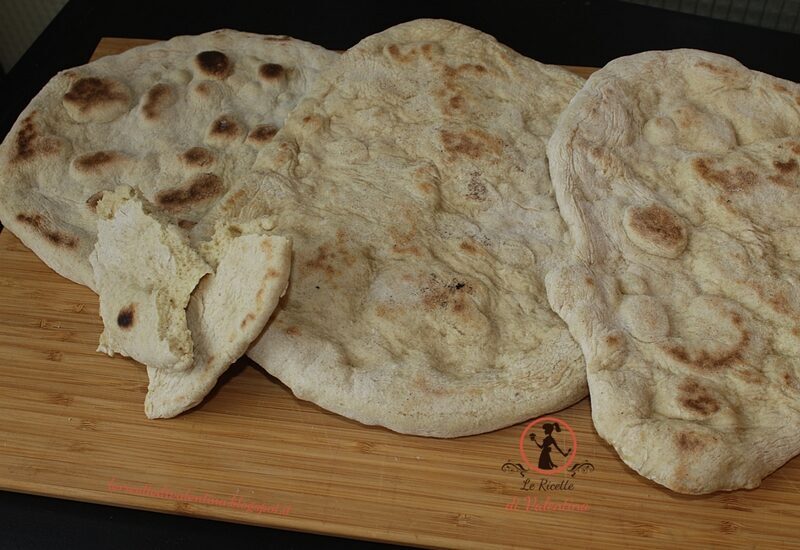 Pane in padella senza lievito di birra, veloce e senza il calore del forno!
