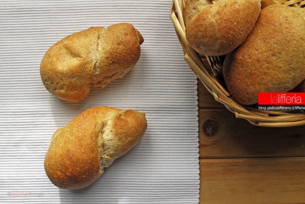 Pane integrale morbido morbido