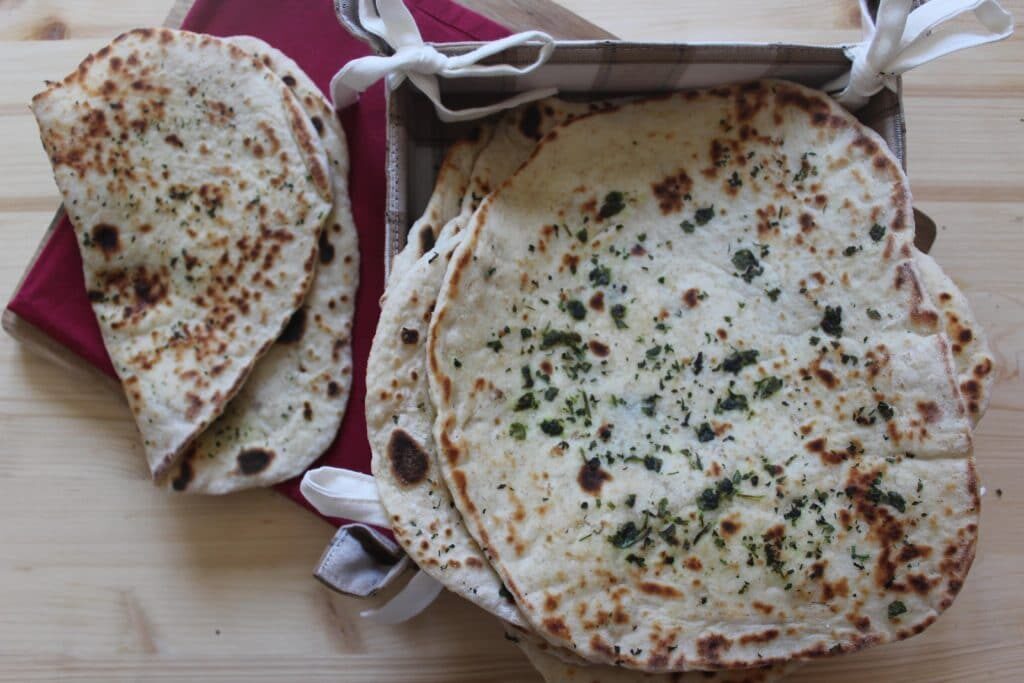 Pane naan: ricetta del pane indiano