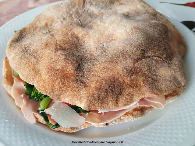 Pane pizza, pita o pitta ?