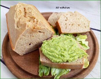 Pane proteico e light veloce e senza impasto