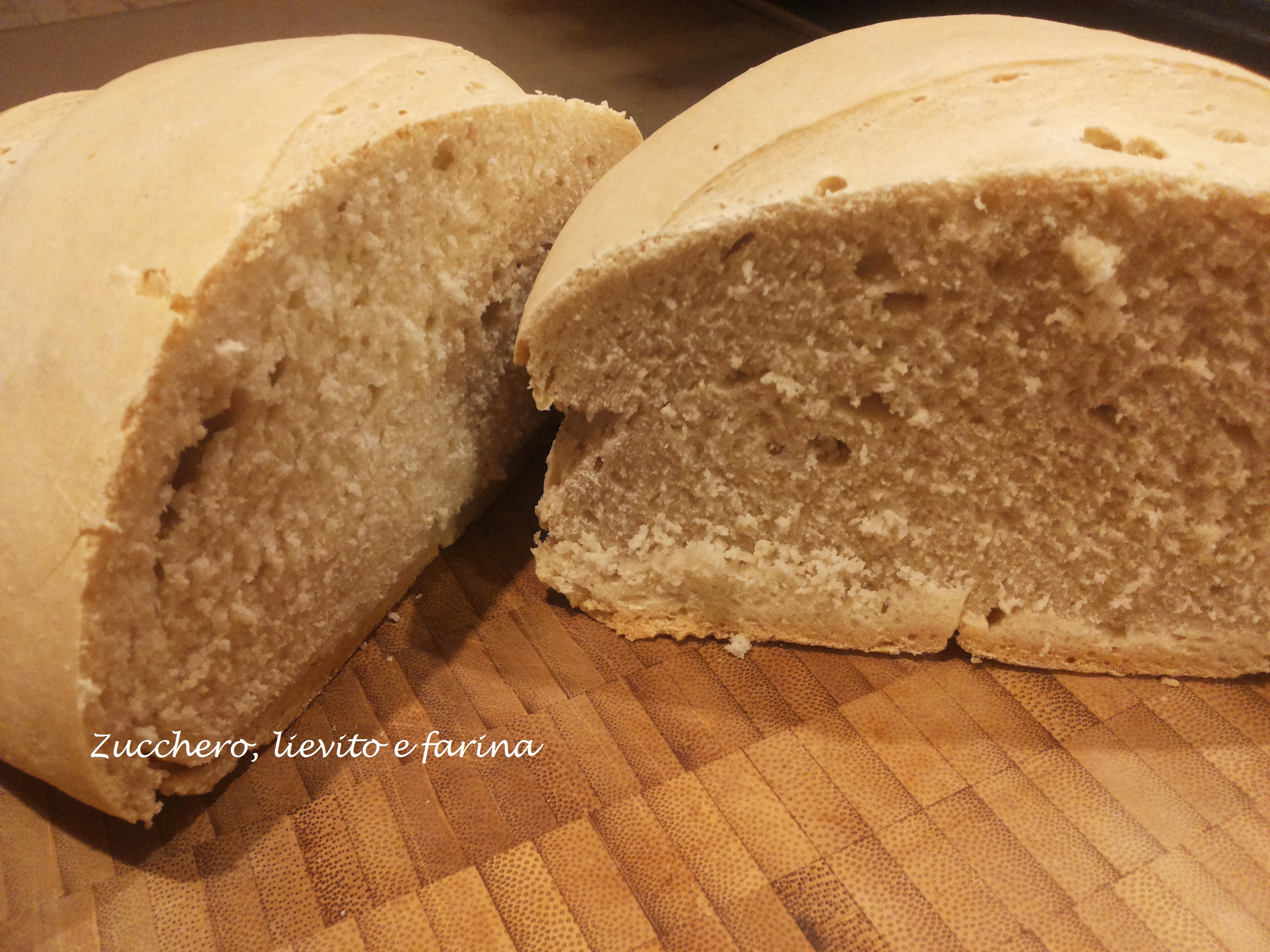 Pane toscano di riciclo di pasta madre (sorelle simili)