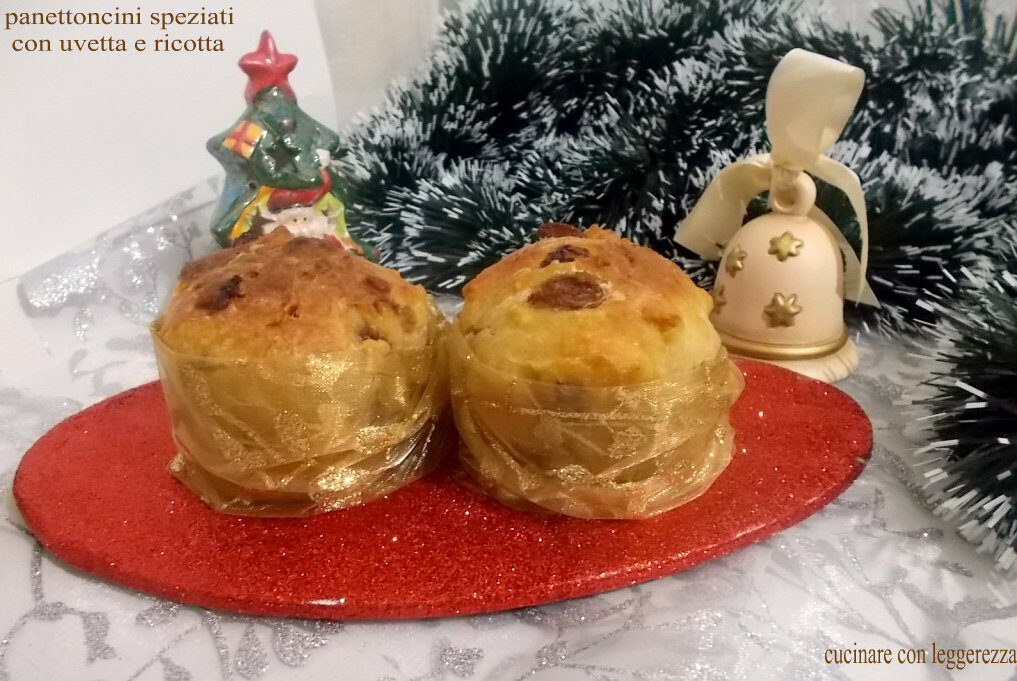 Panettoncini speziati con uvetta e ricotta – lievito madre