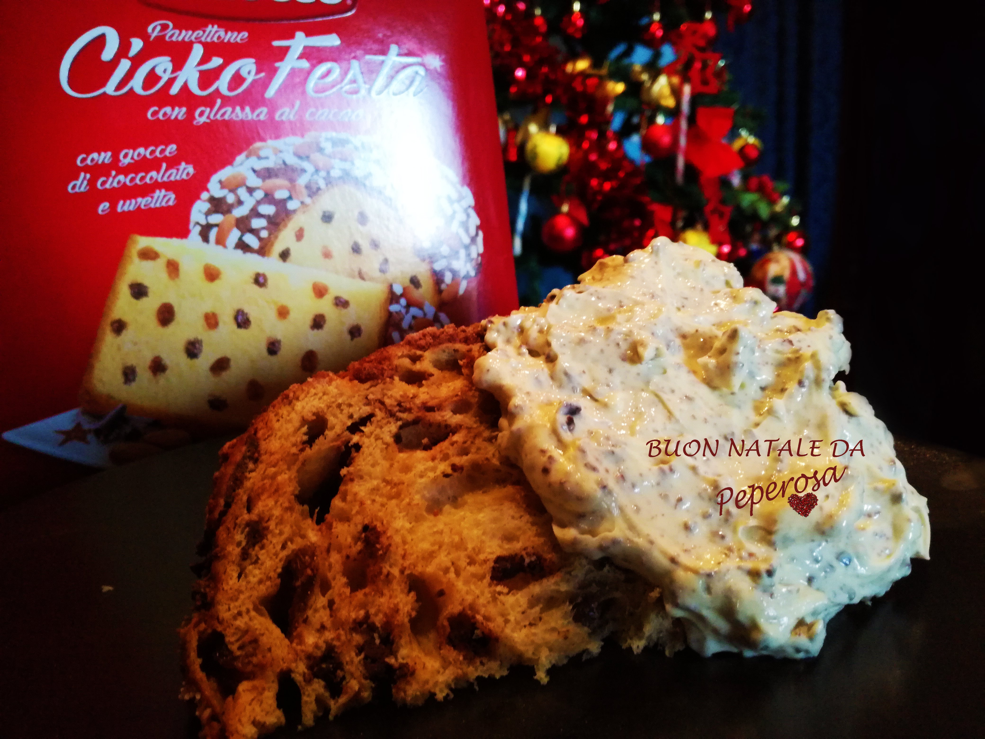 Panettone con la crema al mascarpone al cioccolato