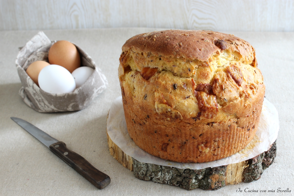 Panettone gastronomico al parmigiano e mortadella