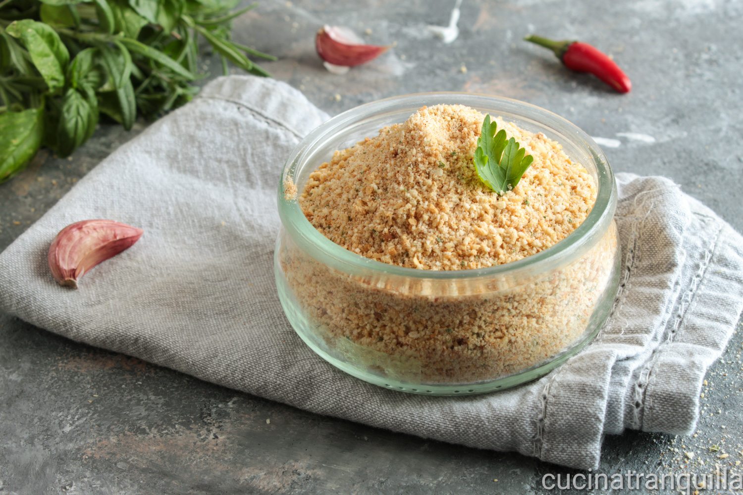 Pangrattato di grissini con paprika