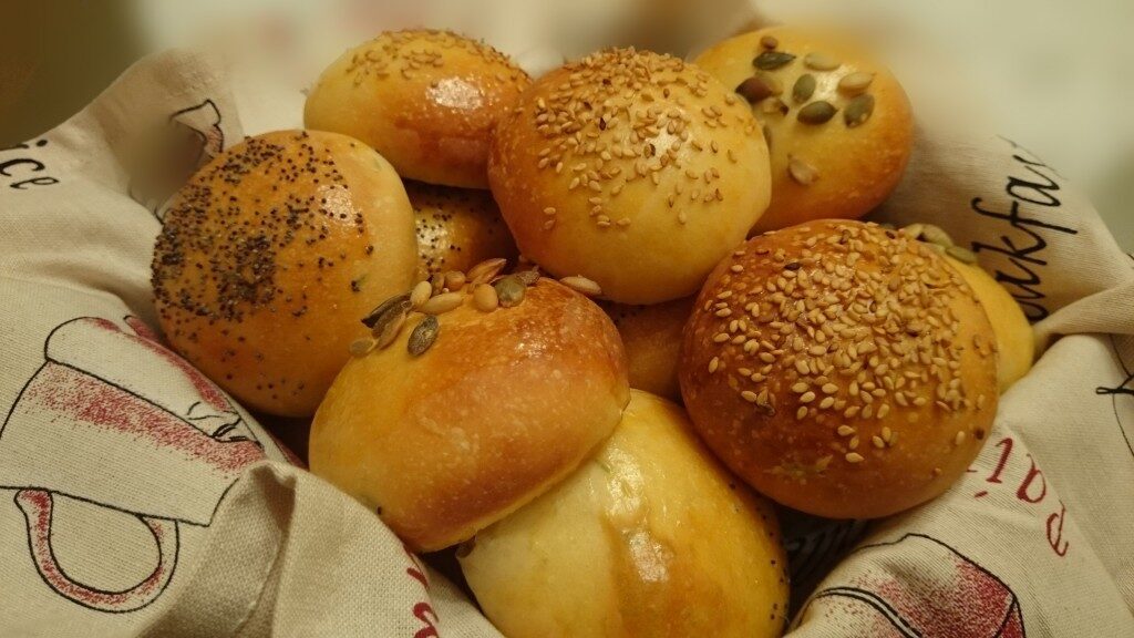 Panini alla provola silana e rosmarino