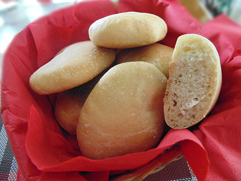 Panini arabi con esubero di pasta madre