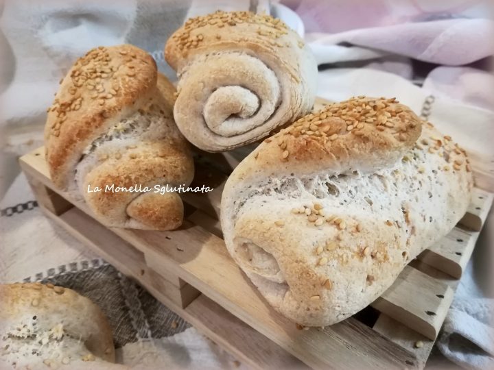 Panini con mix di farina integrale