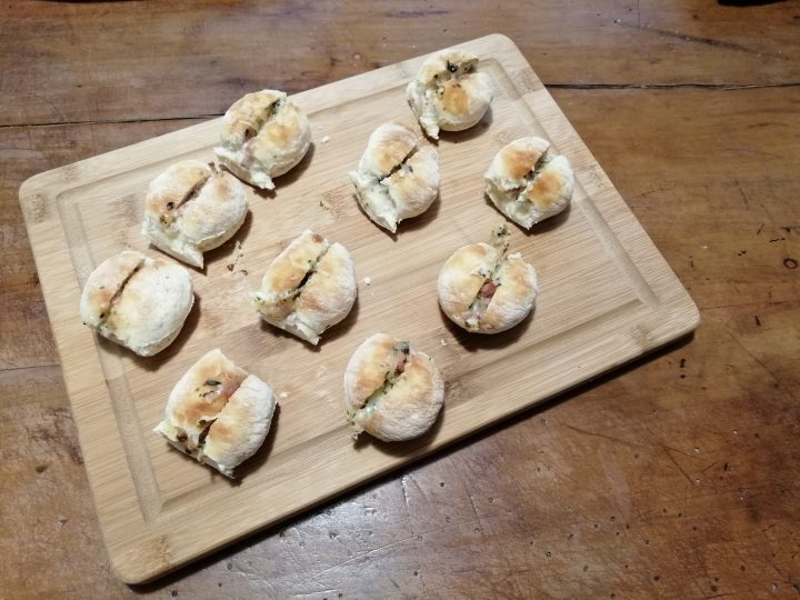Panini farciti all’aglio