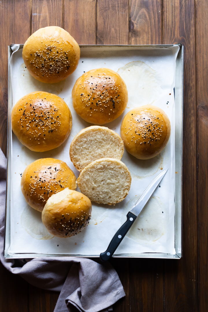 Panini per hamburger (con lievito di birra secco)