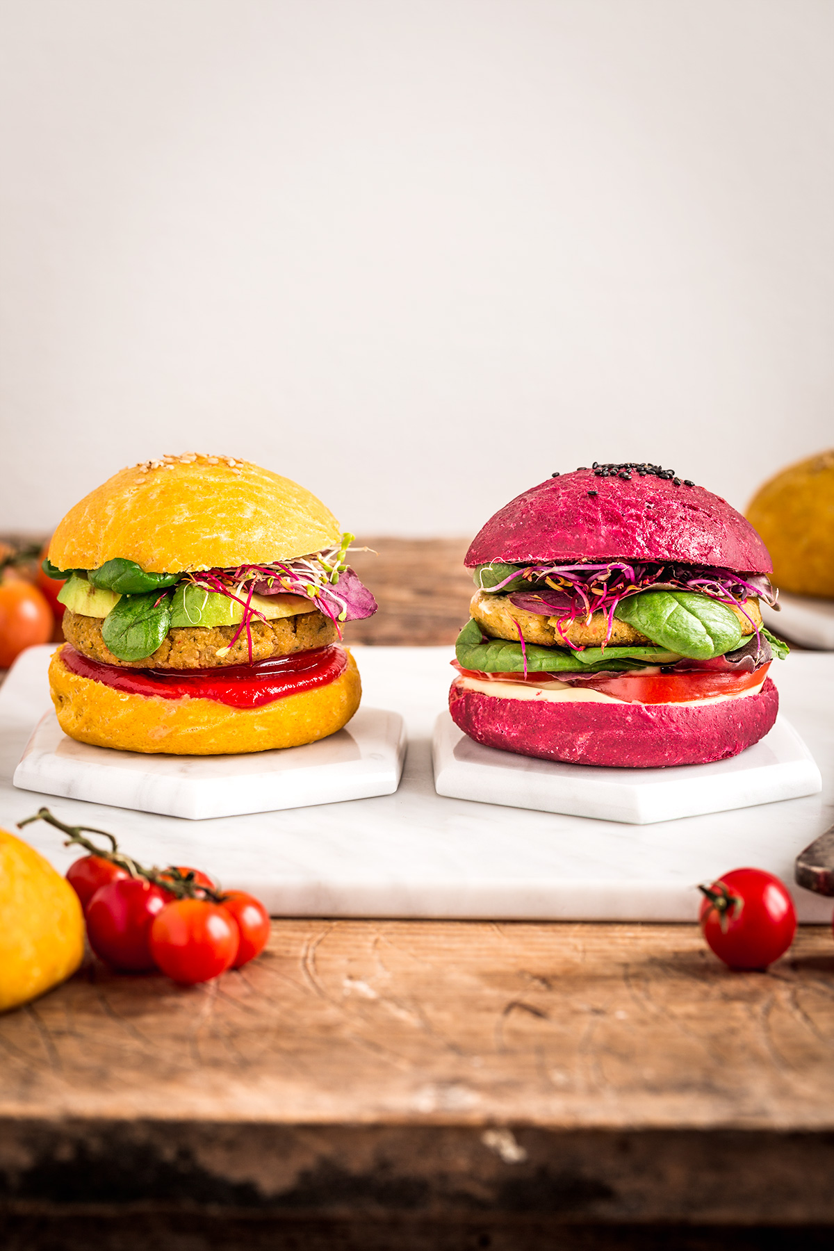 Panini vegani per burger al farro fatti in casa | con barbabietola e carote | homemade coloured vegan burger buns