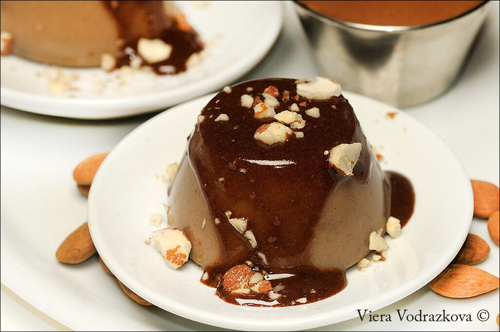 Panna cotta al yannoh con mandorle senza glutine