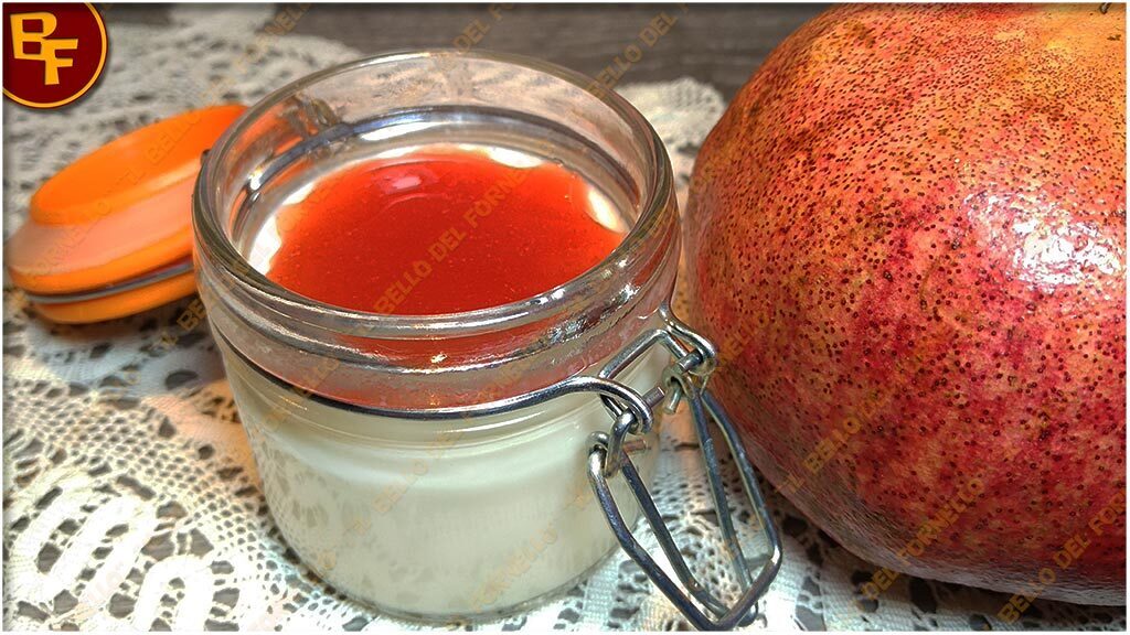 Panna cotta alla melagrana gelée