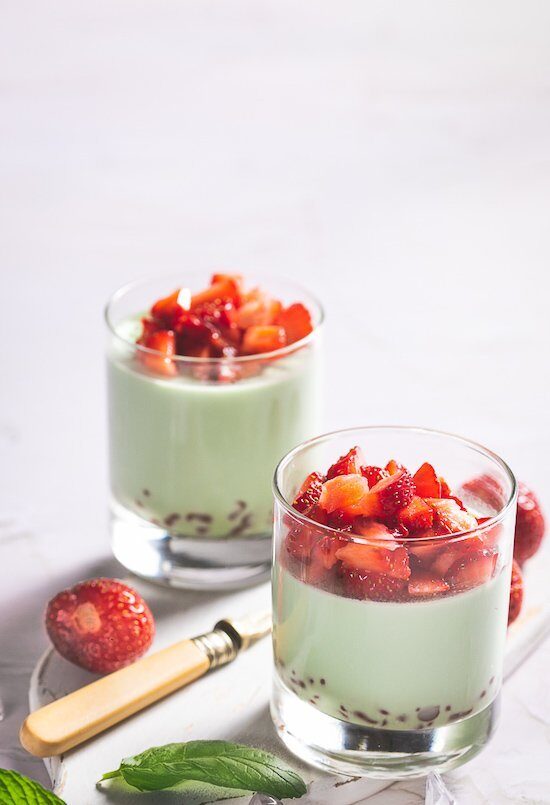 Panna cotta alla menta : ricetta facilissima e buonissima!