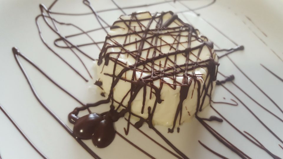 Panna cotta con cioccolato