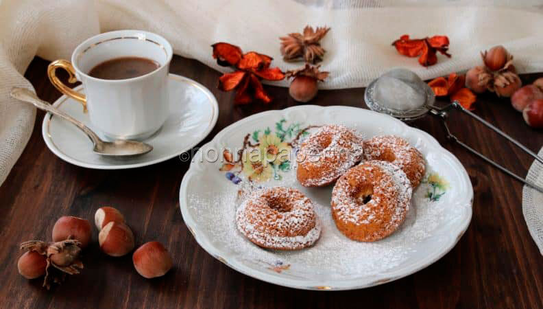 Papà, ecco come ti festeggio con le ciambelline alle nocciole