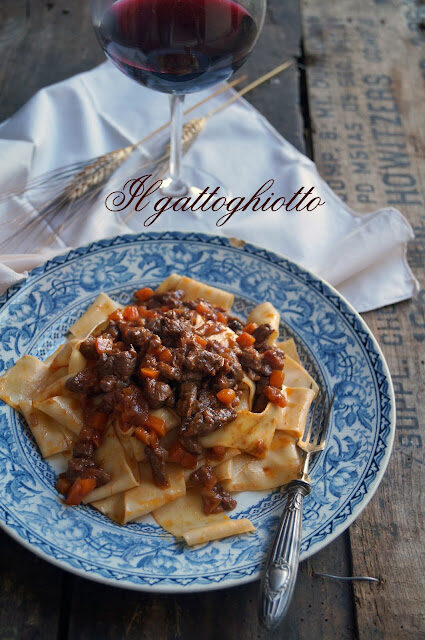 Pappardelle al sugo d’anatra (nana) all’aretina