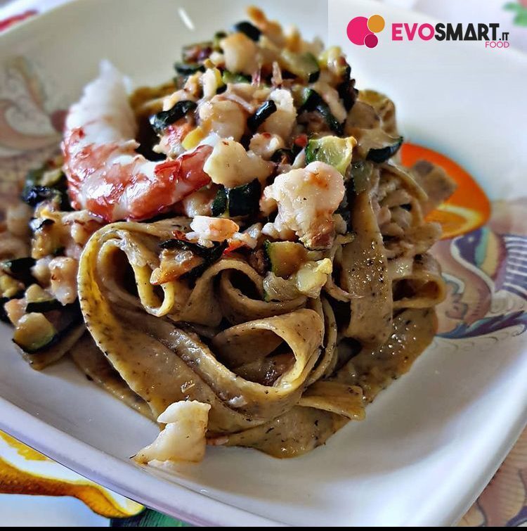 Pappardelle magnatera con zucchine e gamberi