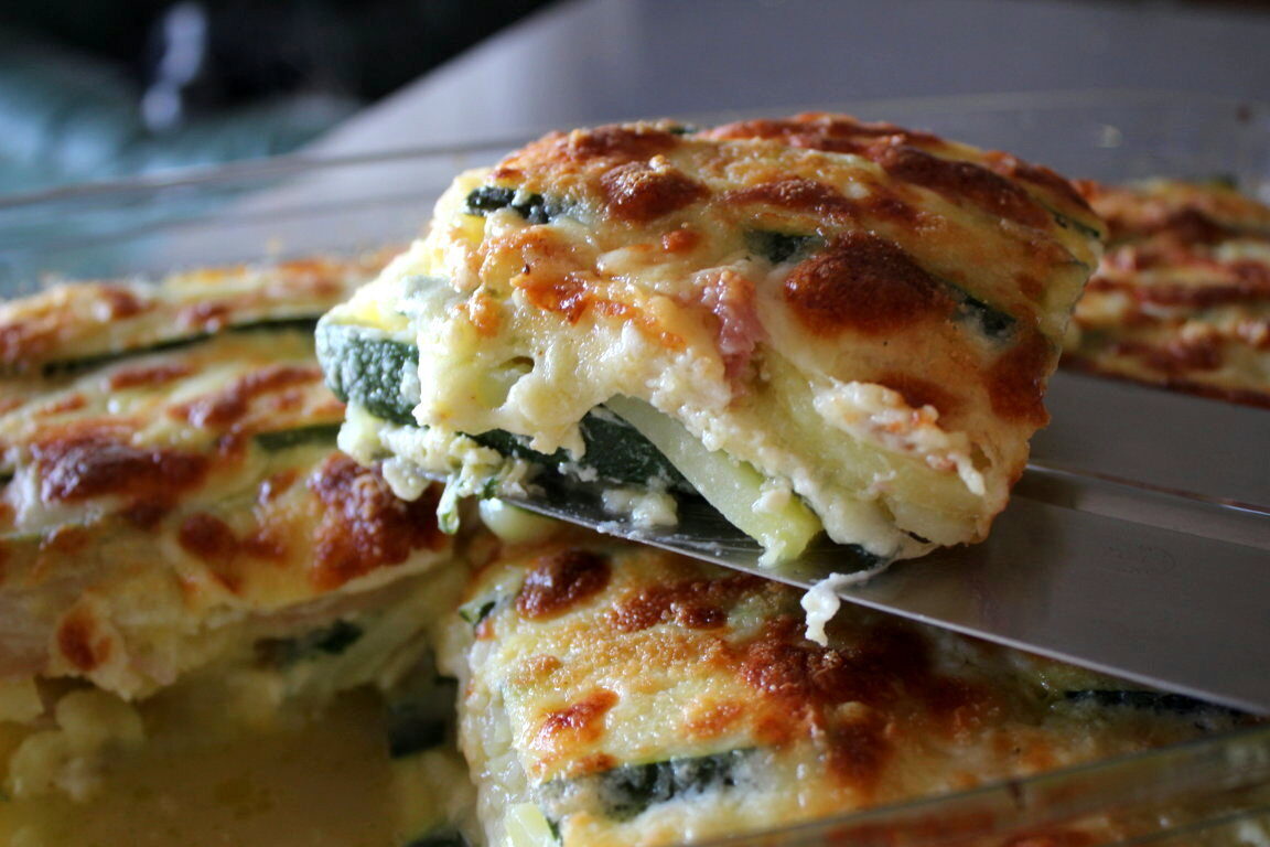 Parmigiana bianca light di zucchine