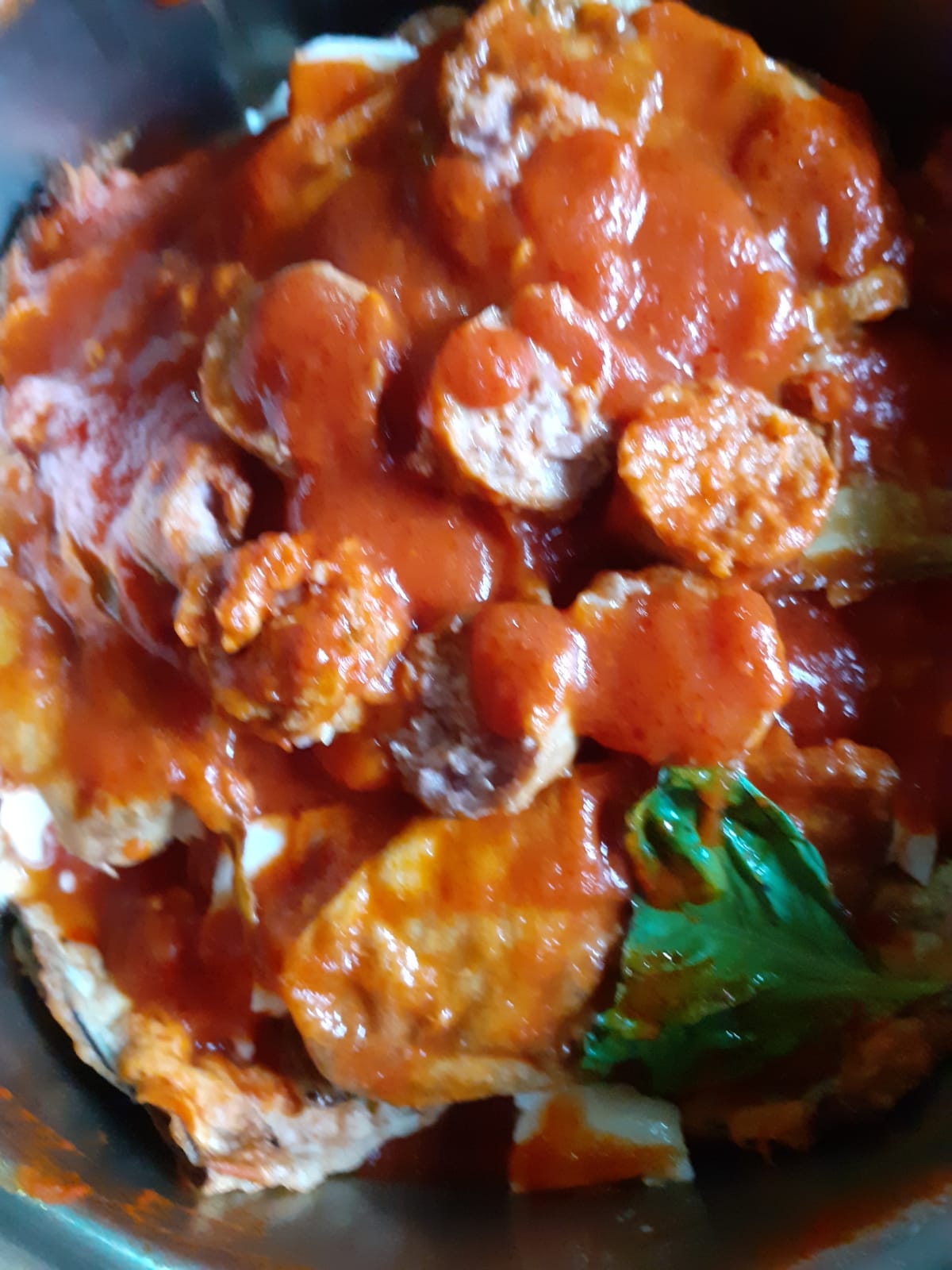 Parmigiana di melanzana con salsiccia