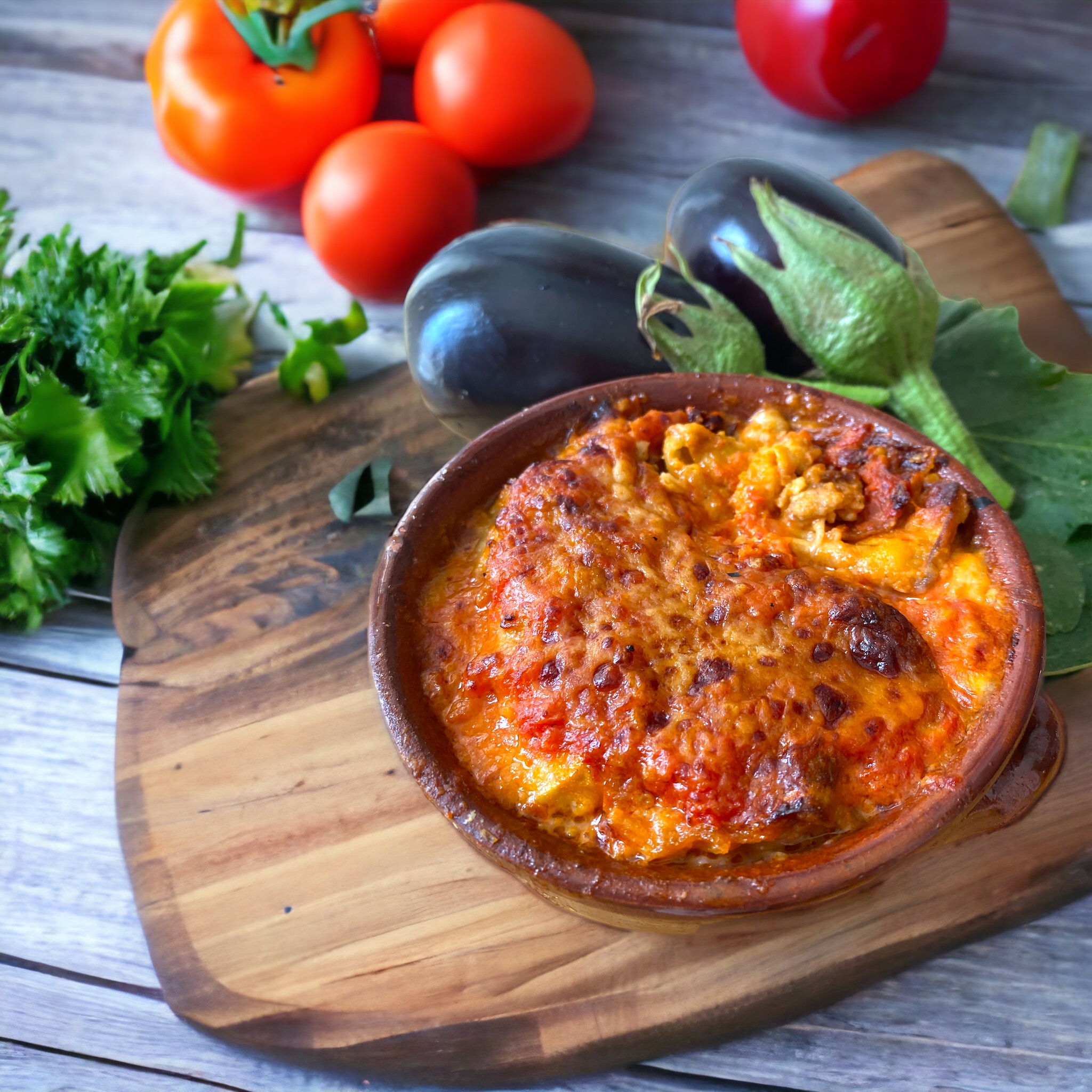 Parmigiana di melanzane monoporzioni in terracotta – friggitrice ad aria