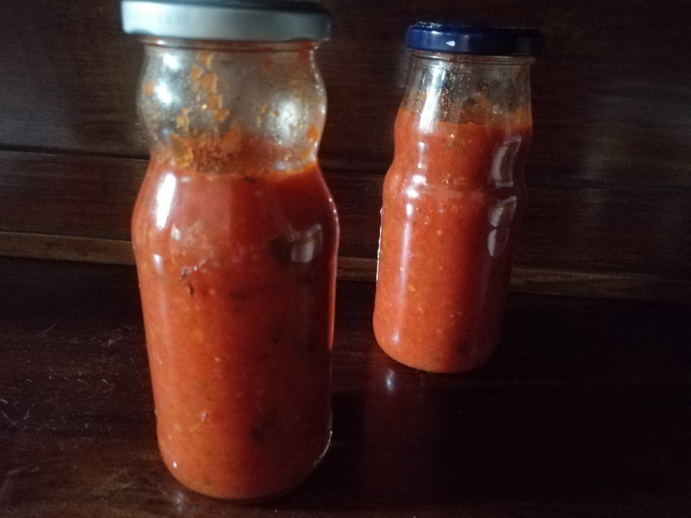 Passata di pomodoro al basilico