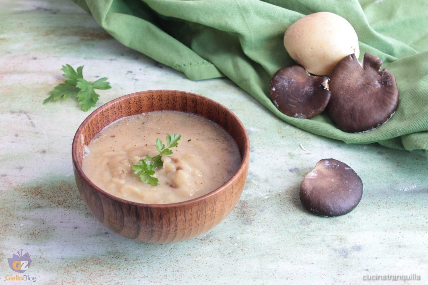 Passato di funghi pleos con patate