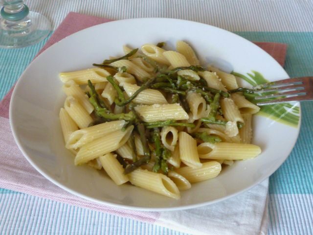 Pasta agli asparagi selvatici