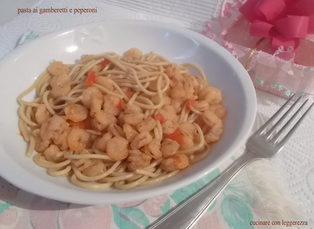Pasta ai gamberetti e peperoni