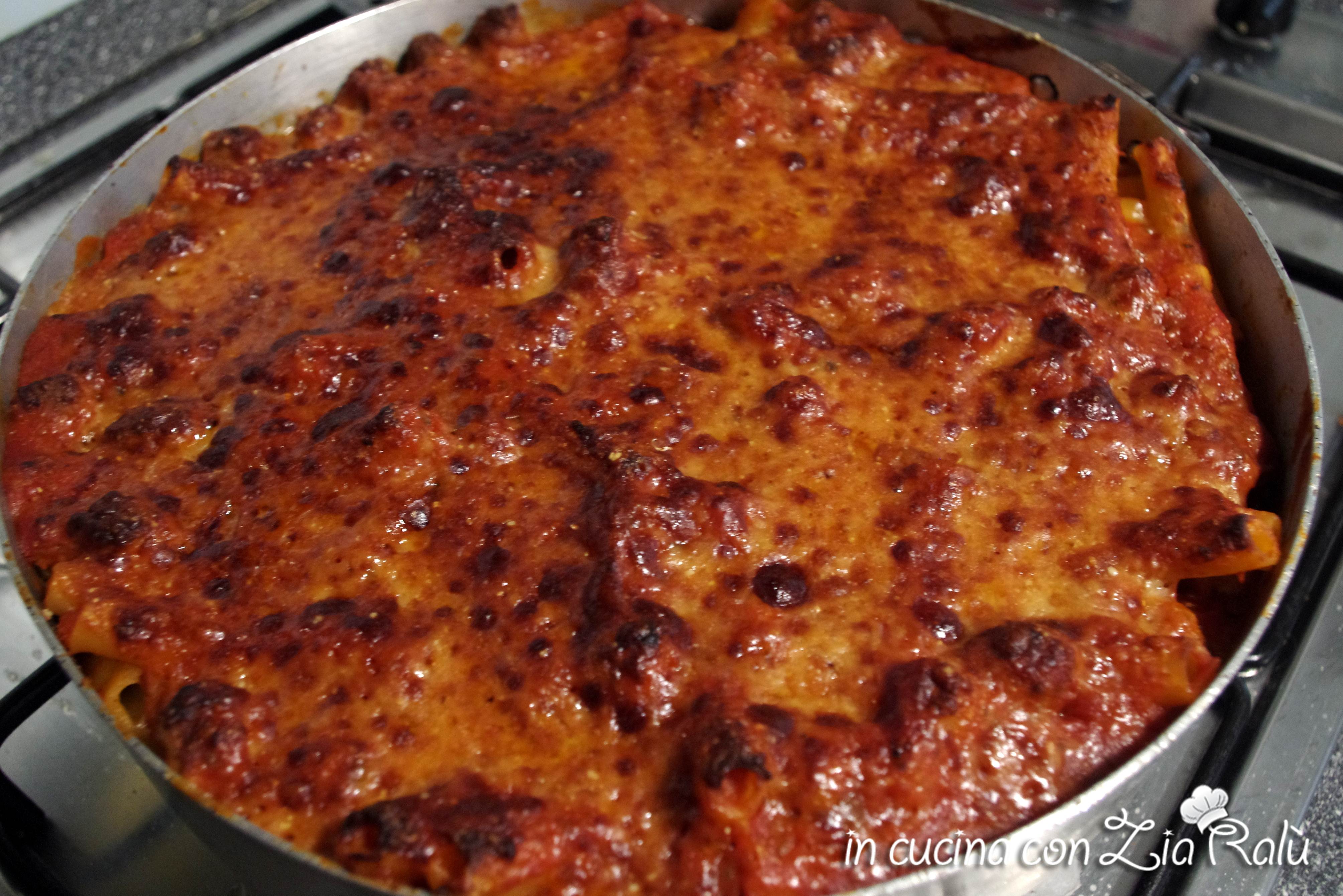 Pasta al forno alla barese