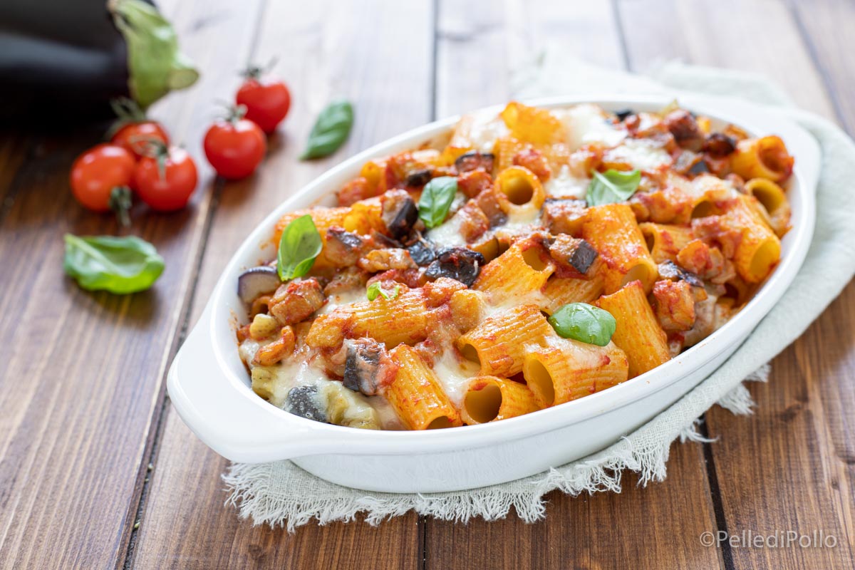 Pasta al forno con melanzane e mozzarella