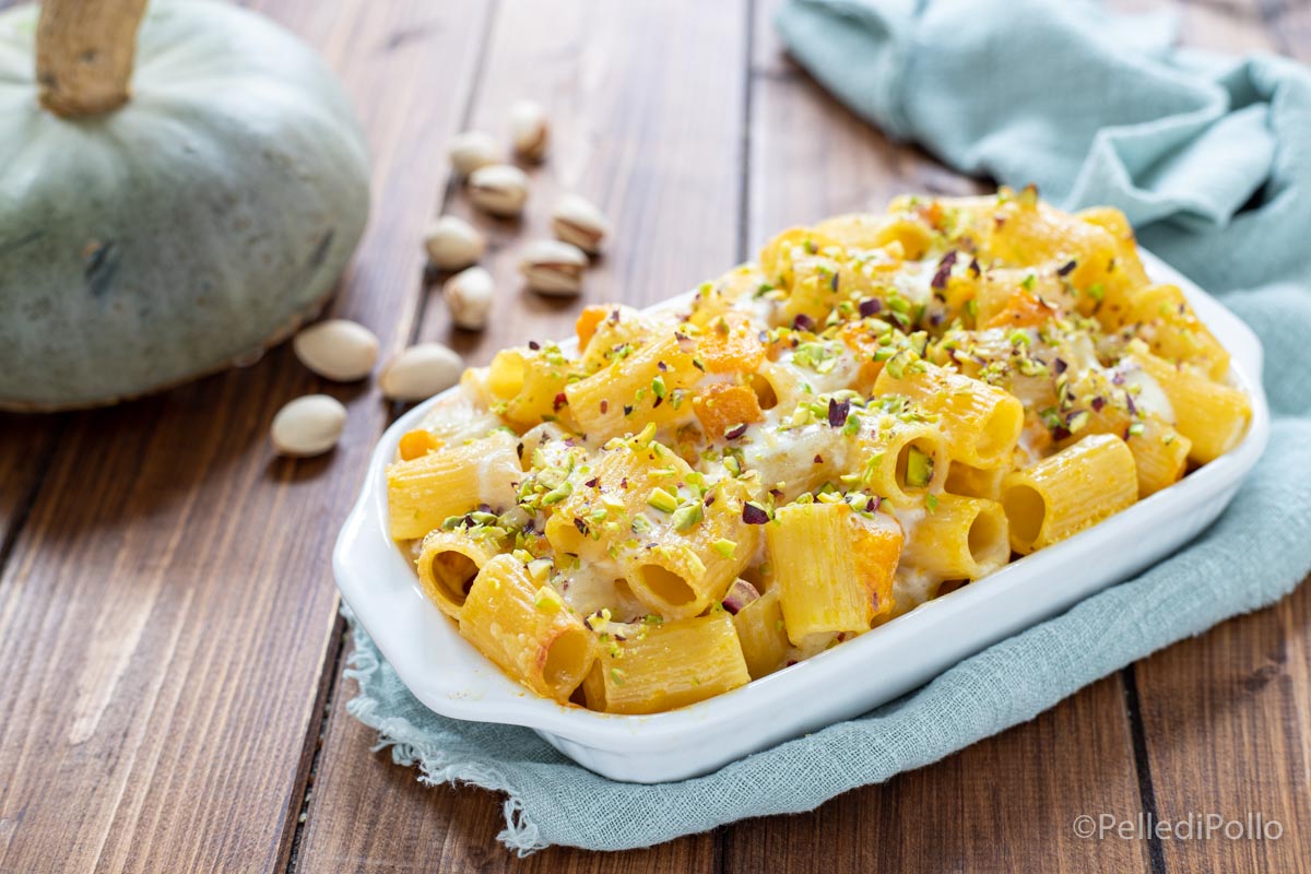 Pasta al forno con zucca e pistacchi