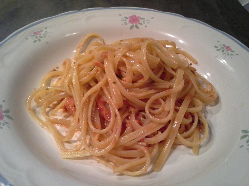 Pasta al pesto rosso