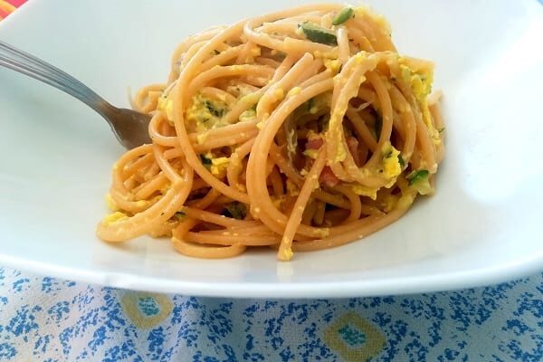 Pasta alla carbonara di zucchine