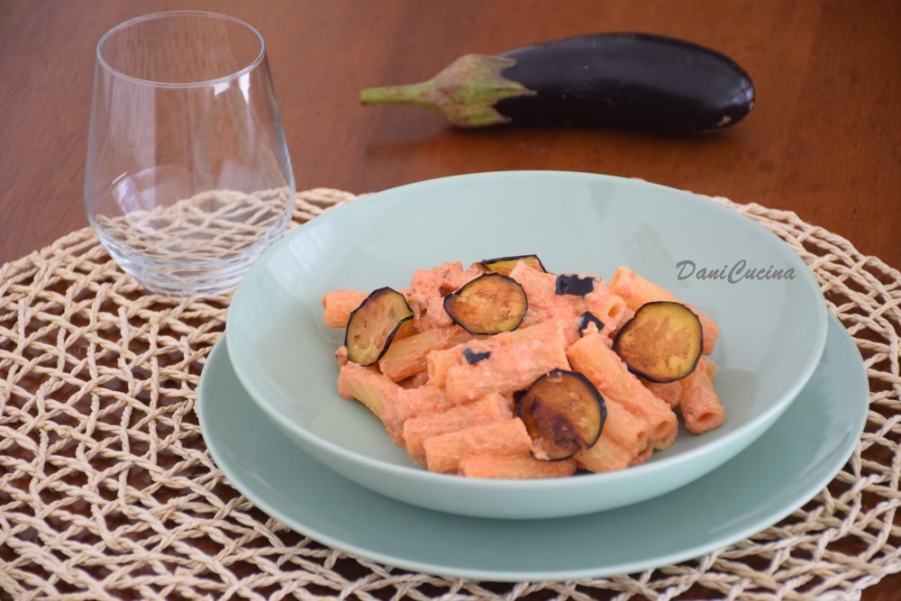 Pasta alla norma cremosa con ricotta