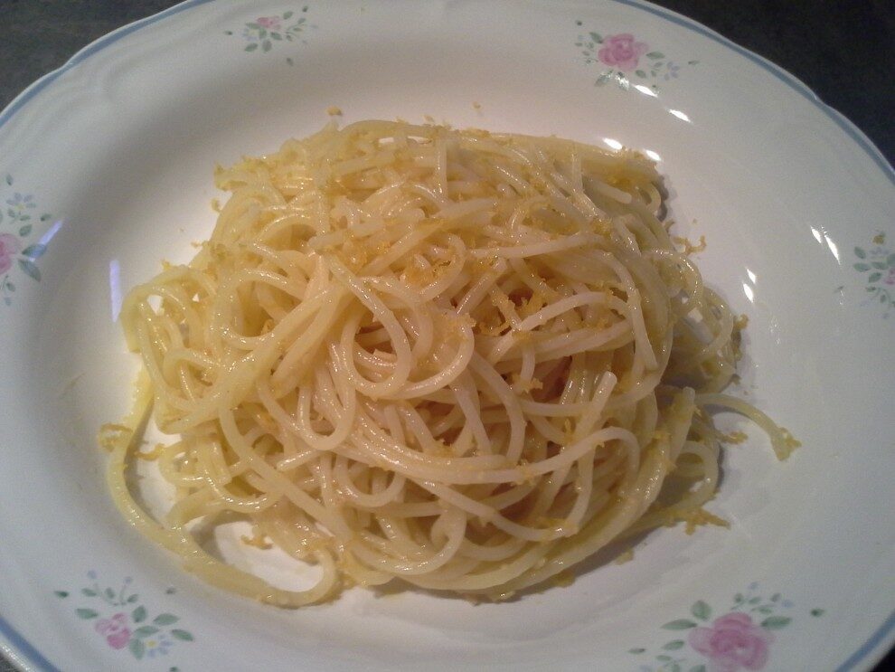 Pasta bottarga e limone