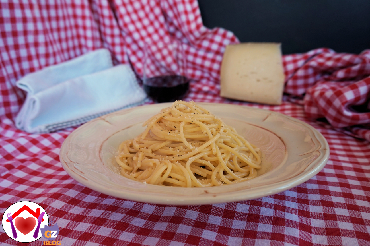 Pasta cacio e pepe