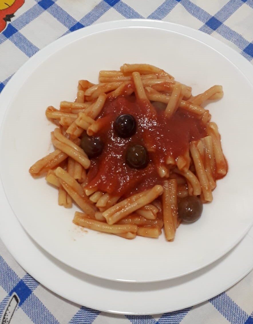 Pasta capperi e olive