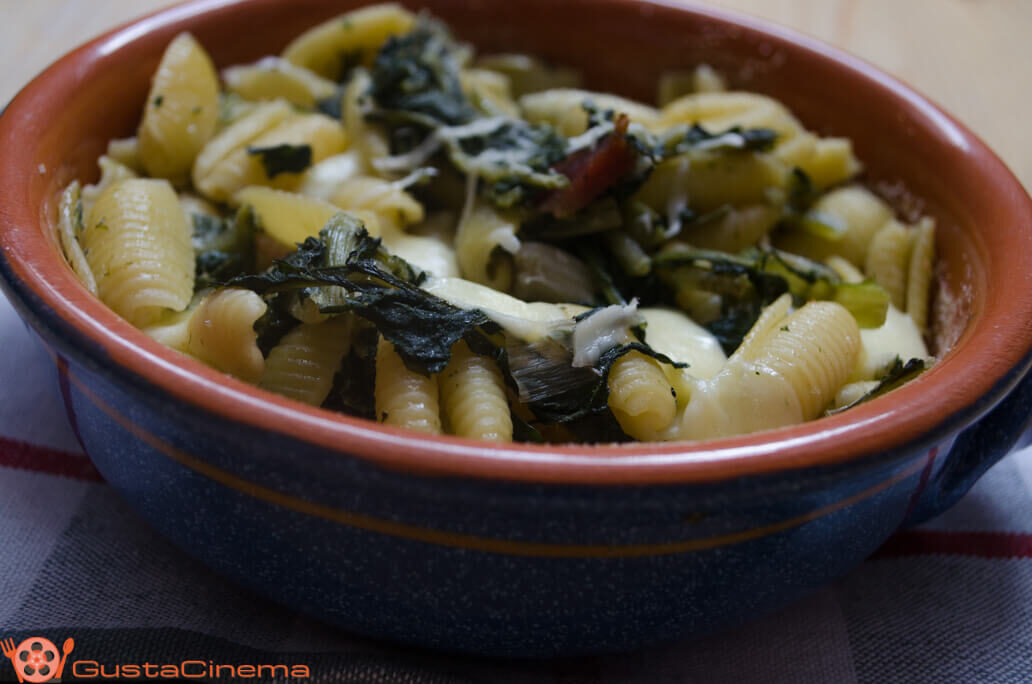 Pasta cicoria e pancetta al tegamino