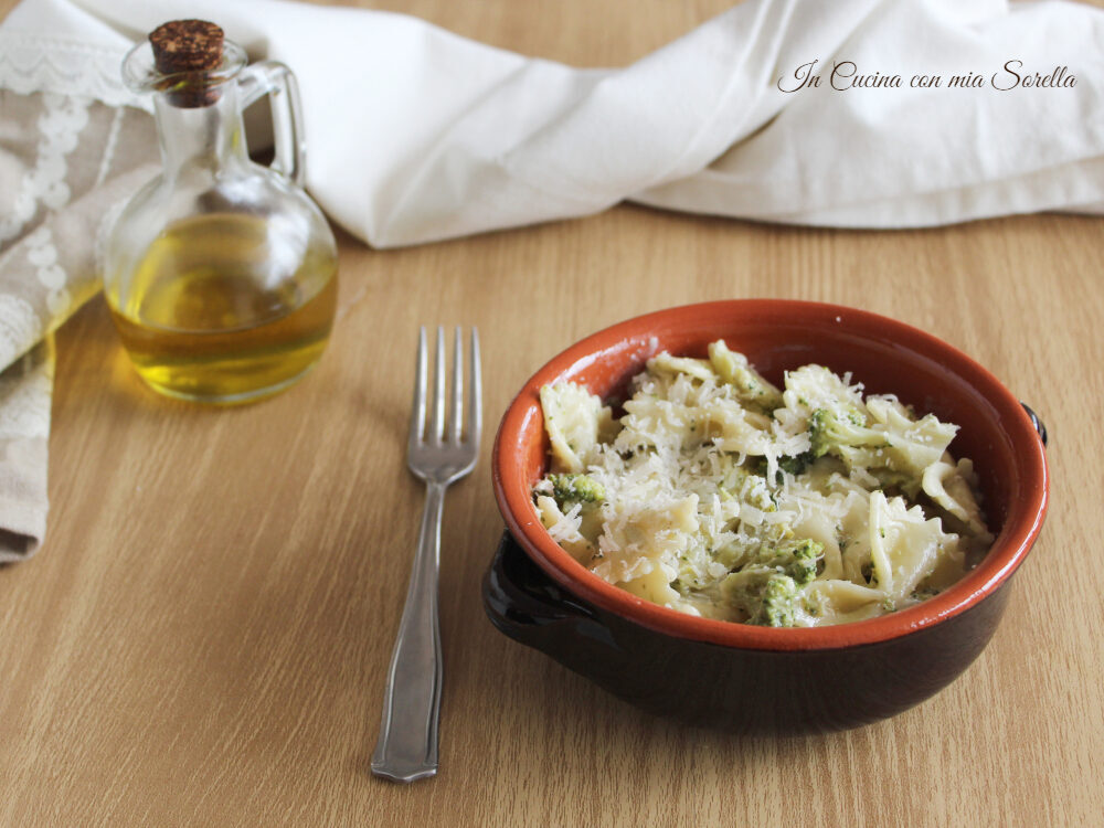 Pasta con broccoli cremosa