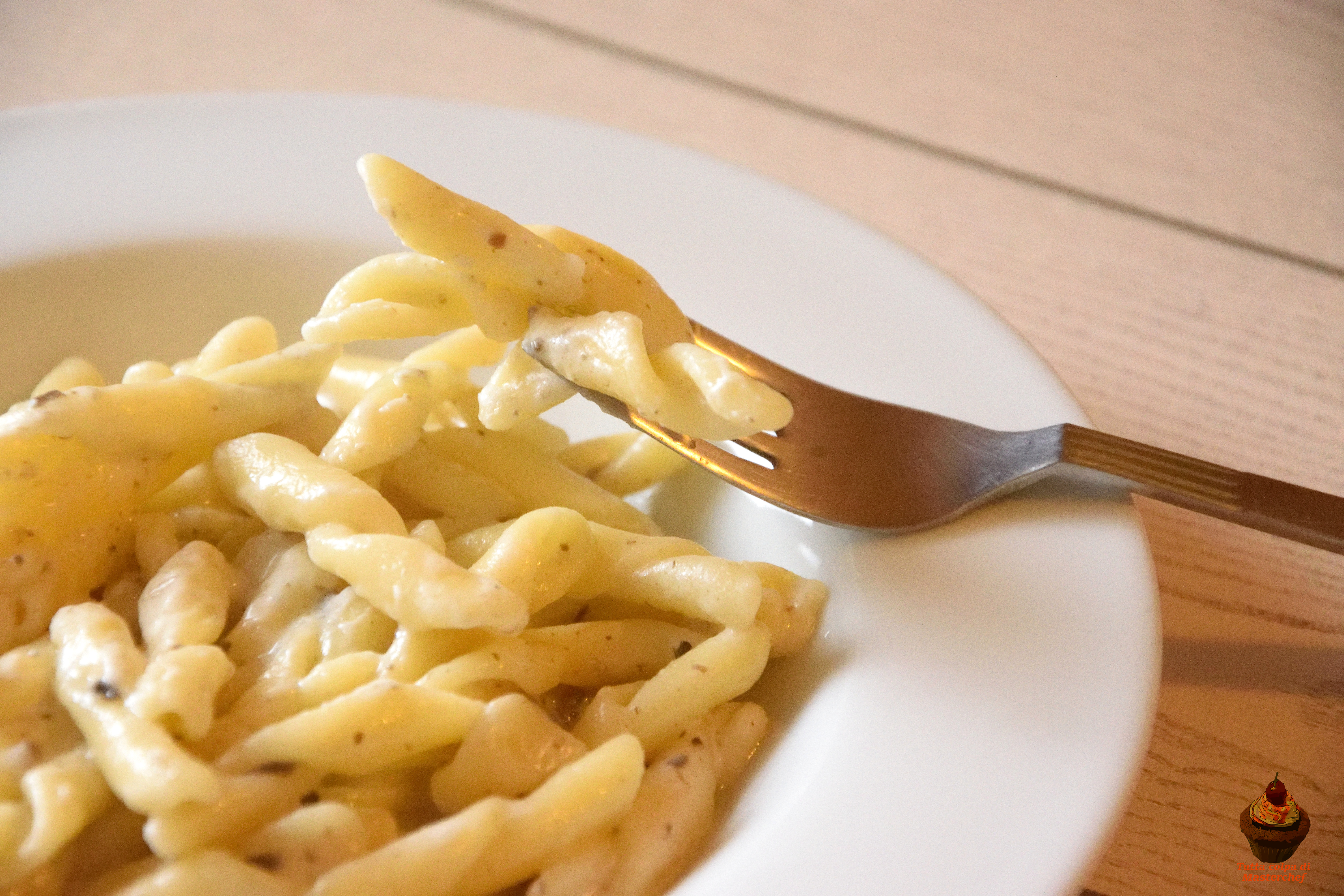 Pasta con crema al tartufo, ricetta veloce