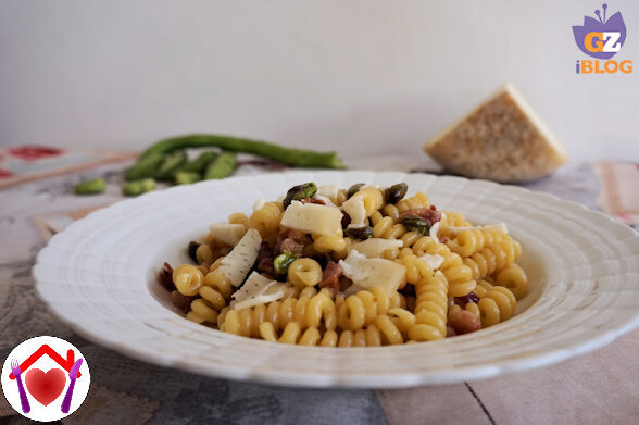 Pasta con fave e pecorino