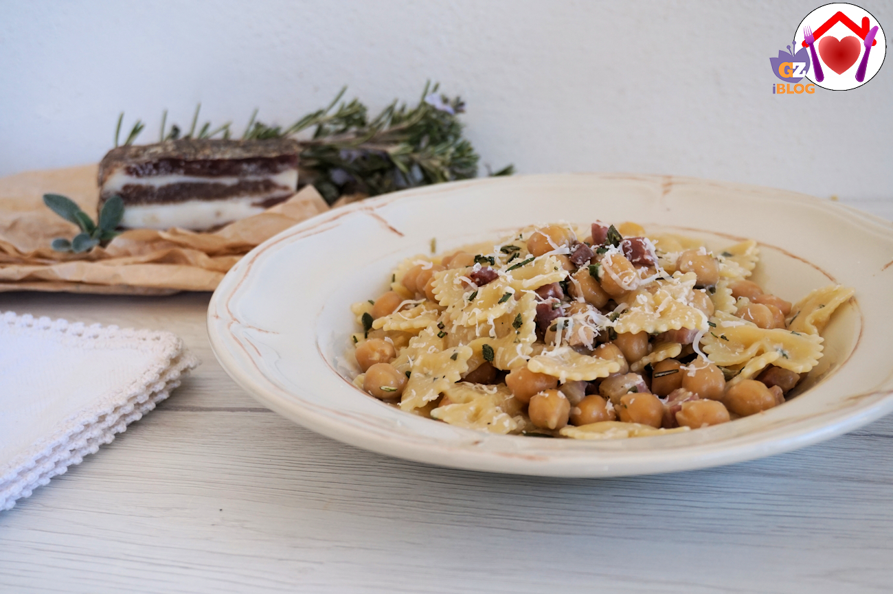 Pasta con guanciale e ceci