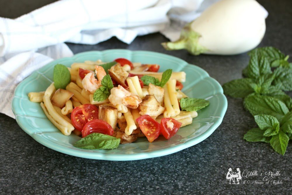 Pasta con melanzane bianche mazzancolle e pomodorino