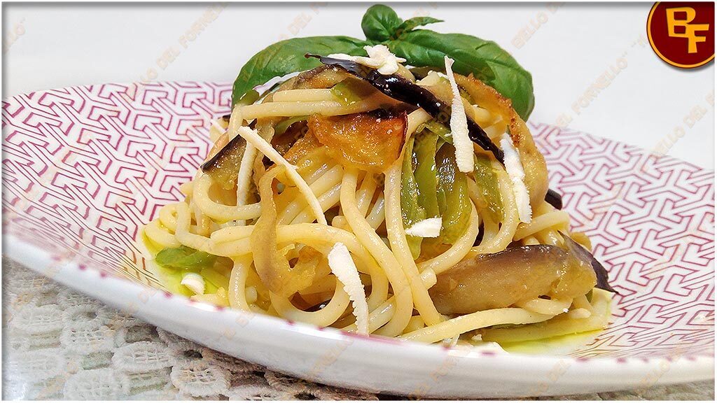 Pasta con melanzane e friggitelli