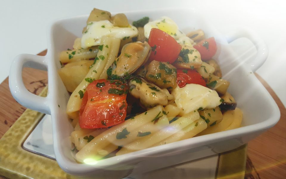 Pasta con muscoli e melanzane